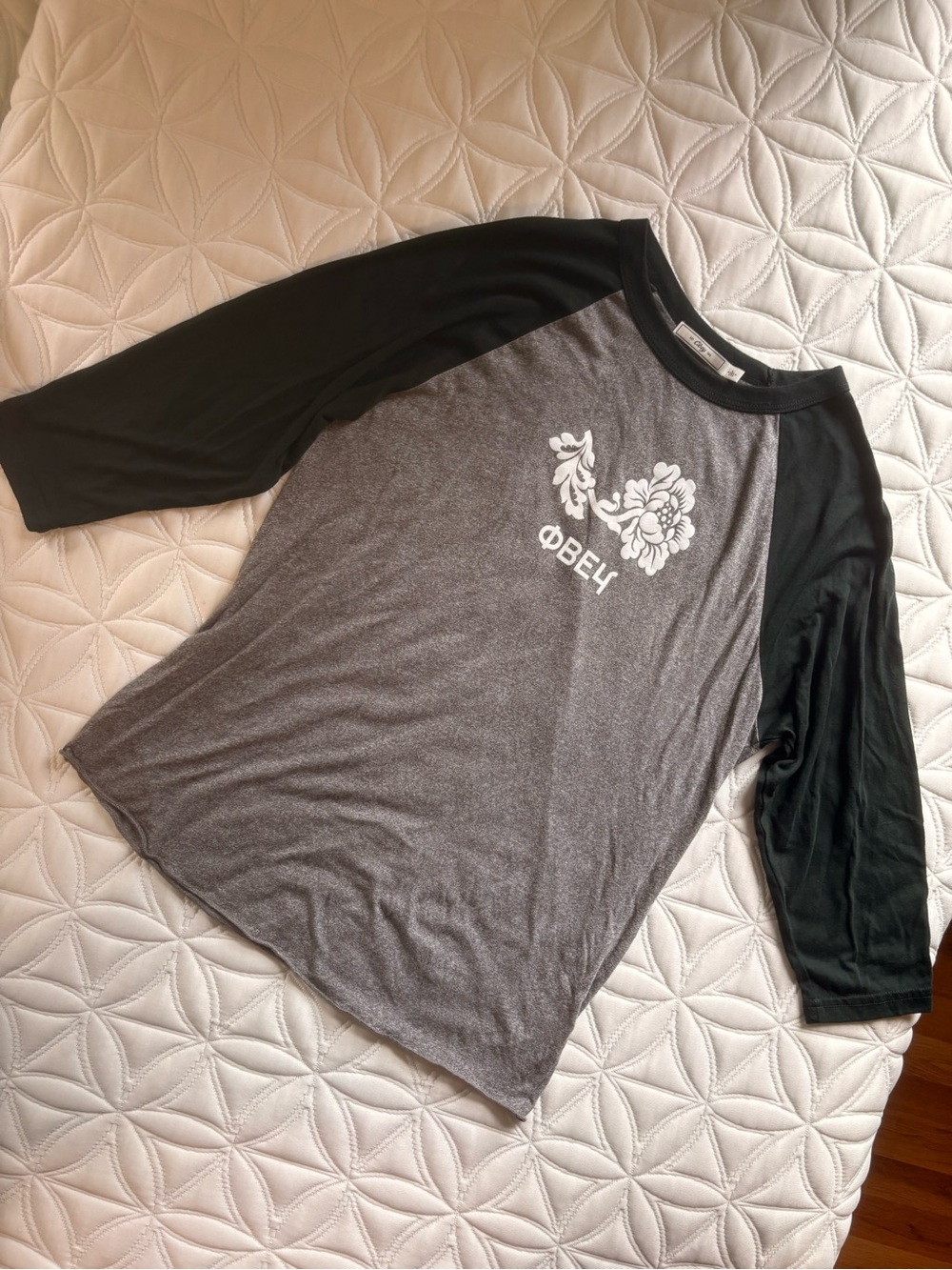 Obey Women’s Y2K Zen Raglan Baseball Style Tee in Green and Gray USA Made Floral